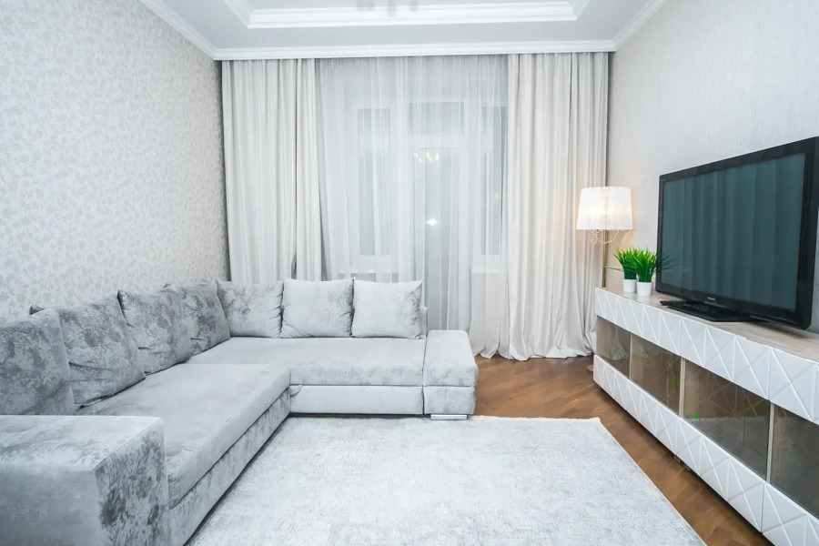 Апартаменты 2 комнатные Пр-т Независимости 28 Центр