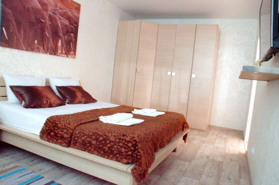 Двухкомнатные Апартаменты ЦЕНТР ГОРОДА Куйбышева 59