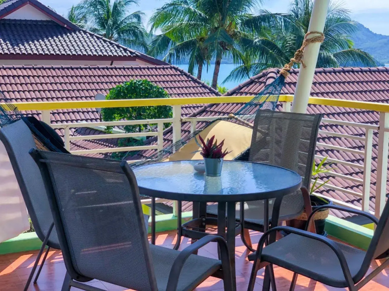 Апартаменты Sea Dreamer Beachfront Apartment