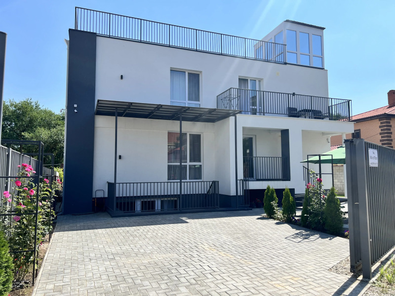 Частный Дом Willa Rose