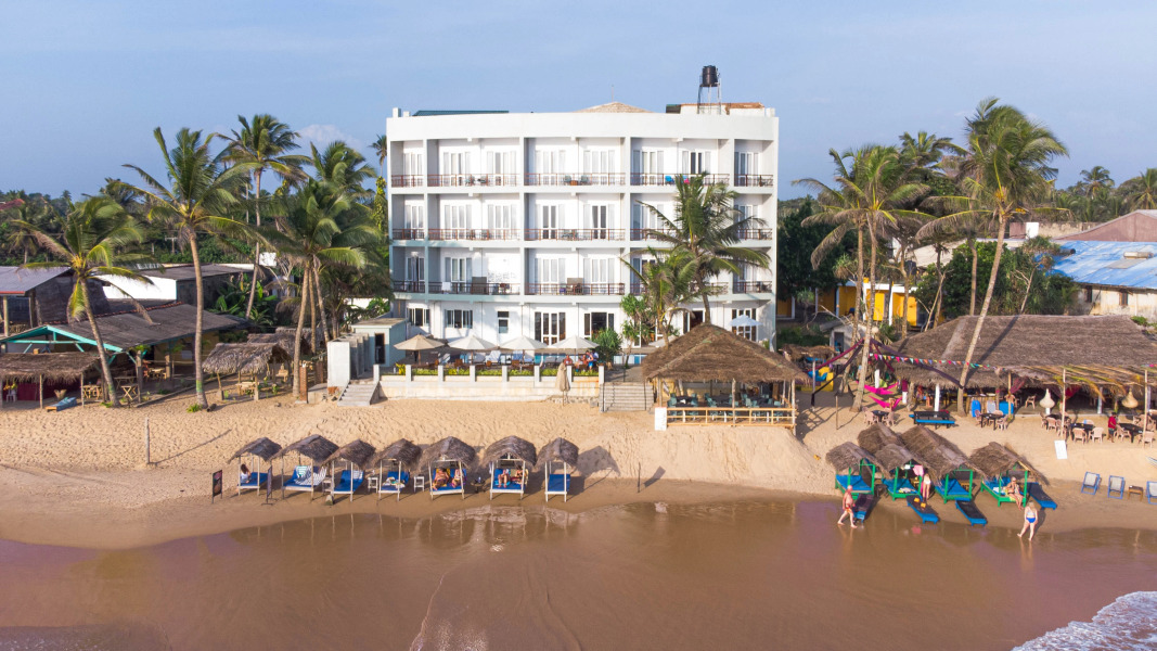 Отель Refresh Blue