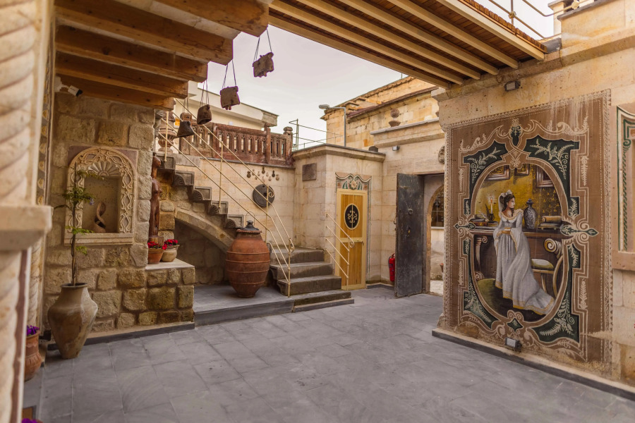 Отель Solo Cave Suites