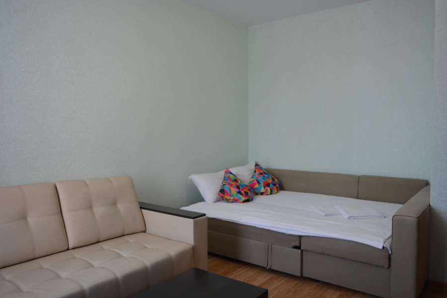 Апартаменты на Староникитской 90