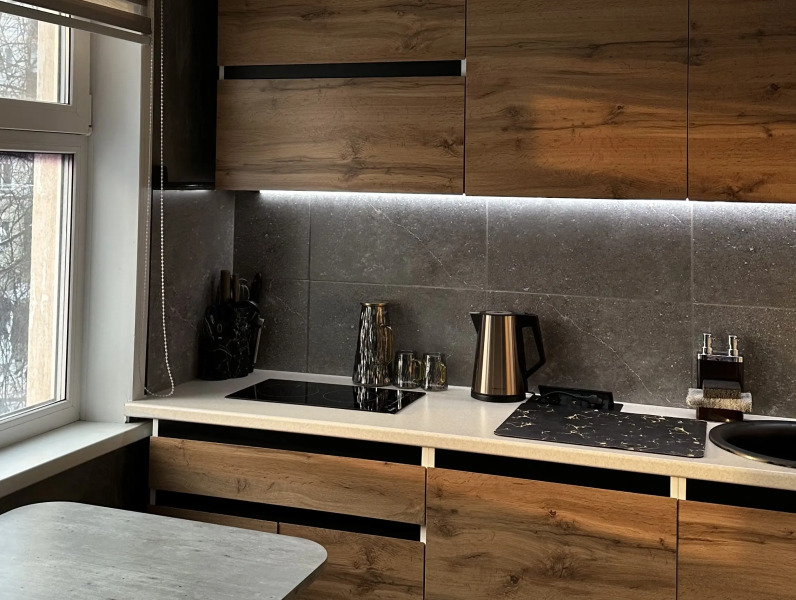 Квартира Трехкомнатная с современным ремонтом