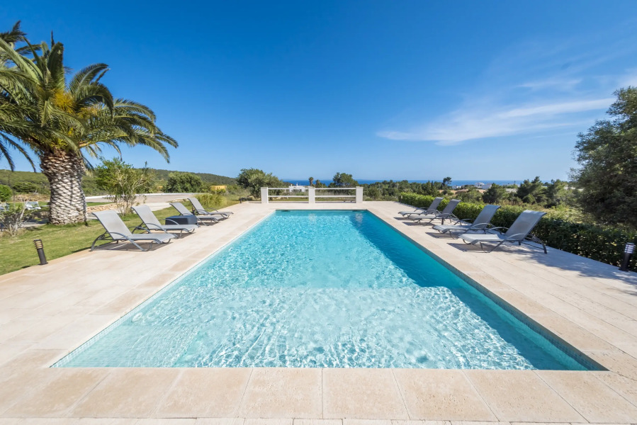 Вилла Es Cubells Town