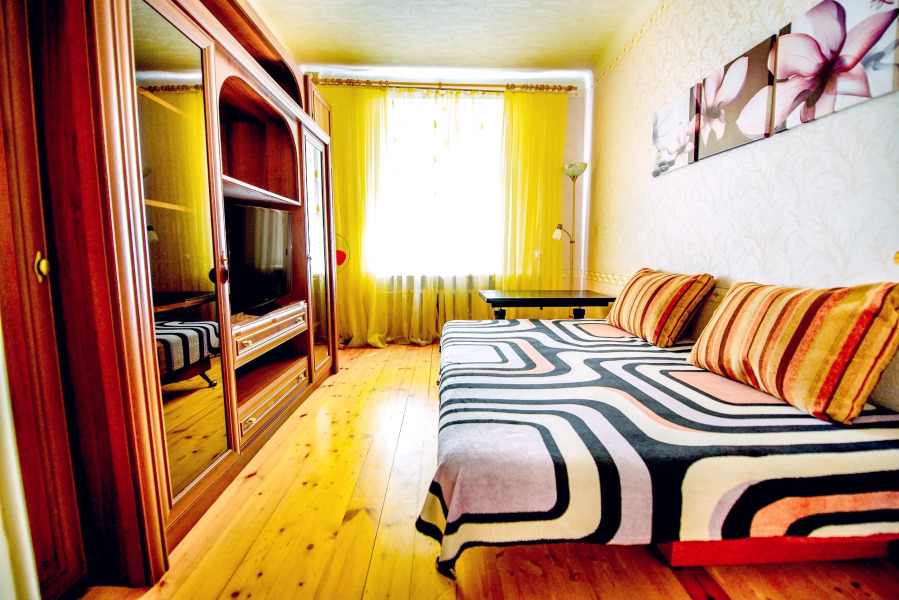 Двухкомнатные Апартаменты ЦЕНТР ГОРОДА Интернациональная 92