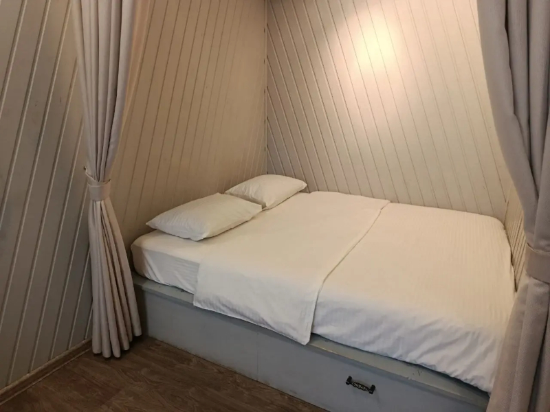 Апартаменты Квартира AlexHome РП Свердловский Молодежная 2