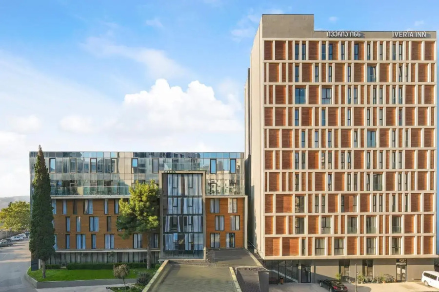 Отель Iveria Inn