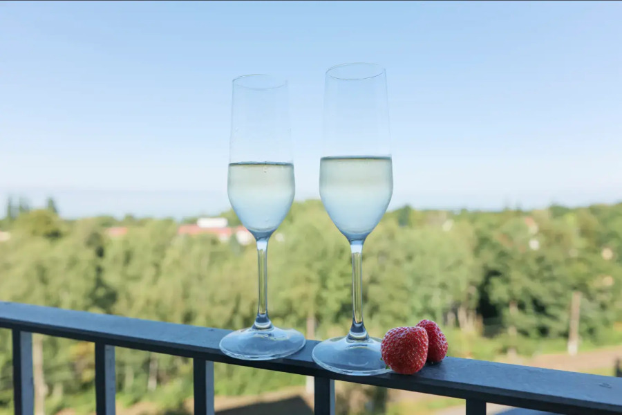 Апартаменты 4Кайф Kristall Studio с видом на море