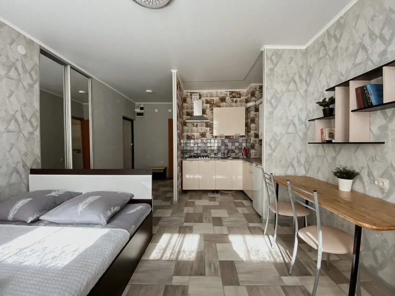 Квартира студия Green FOX с видом на Собор Святого Владимира