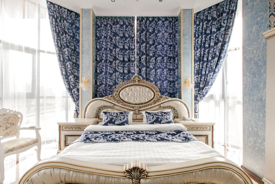 Golden House Отель