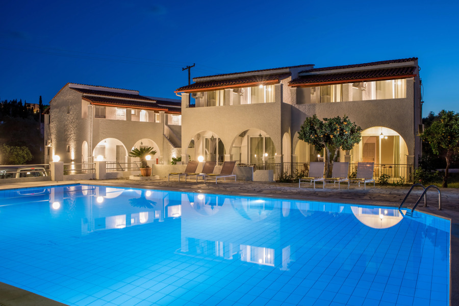 Dominoes Hotel Apartments