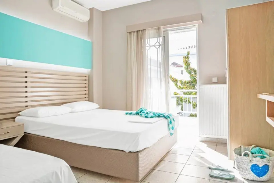 Отель Ouzas luxury