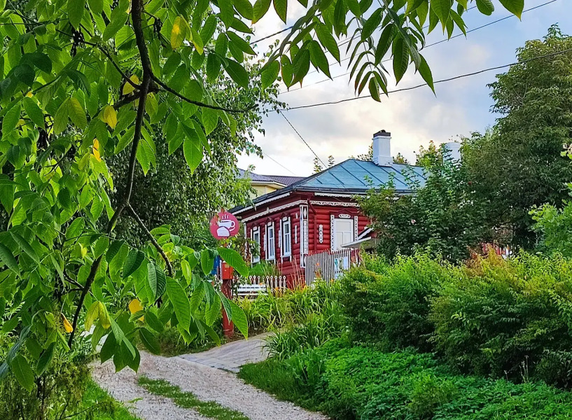 Тарусские Страницы