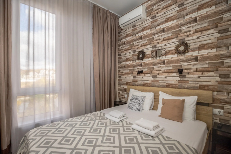 Апартаменты Море Апартаментов на Кувшинок 8-3