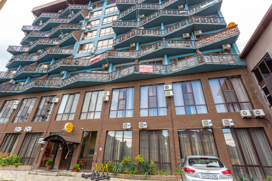 Апартаменты Plaza в Центре Адлера 1