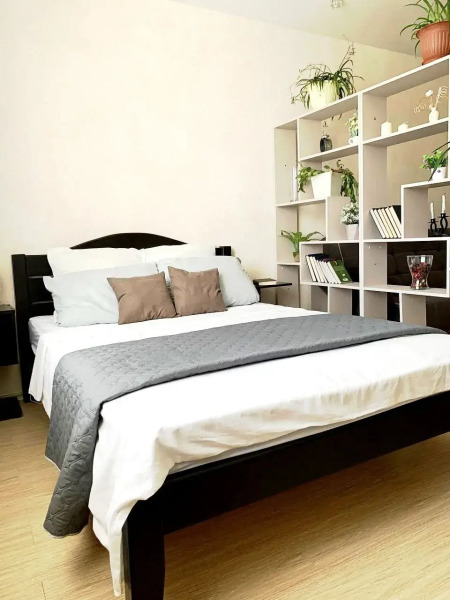 Апартаменты Двухкомнатные апартаменты недалеко от центра.