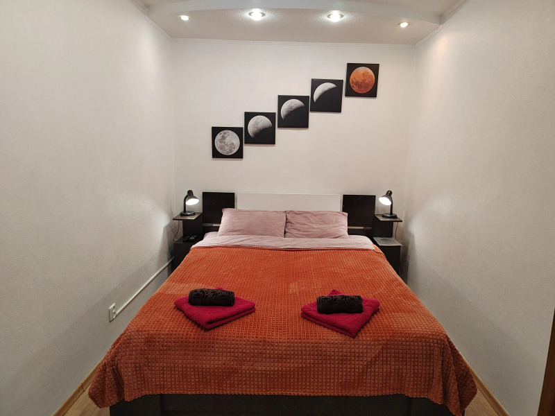 Квартира Двухкомнатная на Площади Пять Углов