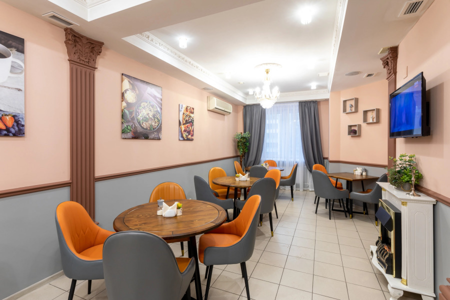 Апарт-отель 22 КВАДРАТА ( Царский двор)