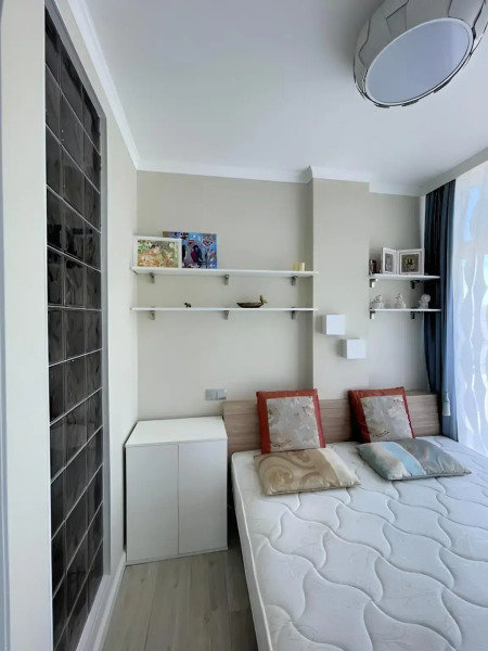 Апартаменты Айсберг с видом на храм с балконом