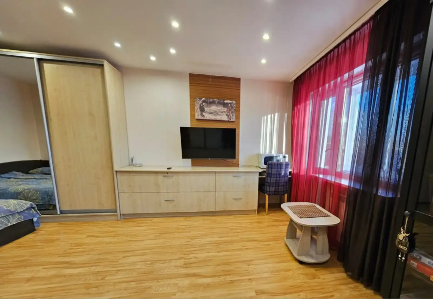 Квартира на Ленинградской 10