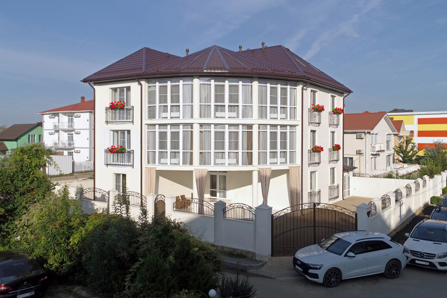 Гостевой дом Белая дача в Пересыпи