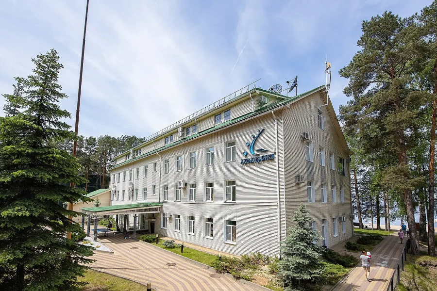 Отель Акватория