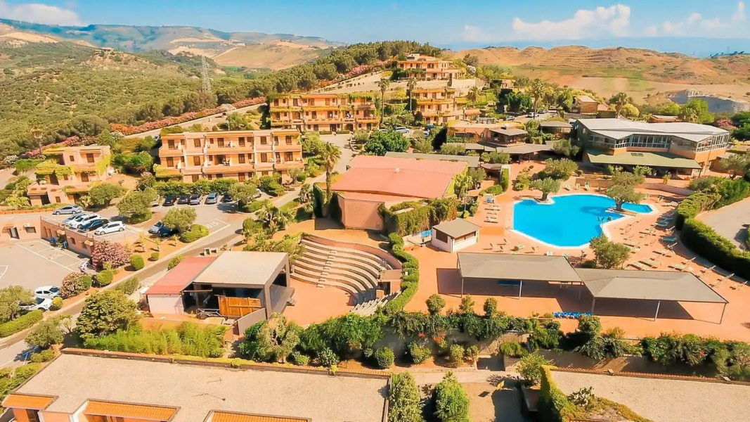 Hotel Village Club Porto Rhoca