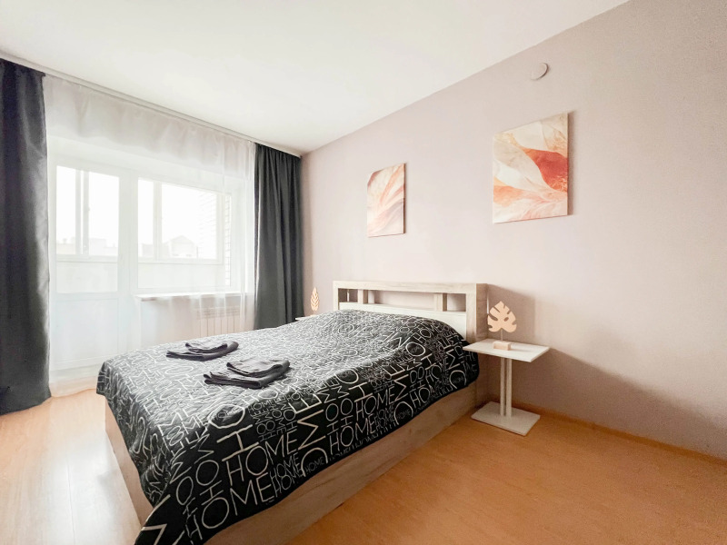 Квартира Просторная двухкомнатная квартира с раздельными комнатами