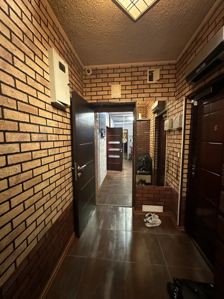 Квартира Уютная Пятикомнатная В Центре На Улице Комсомольская