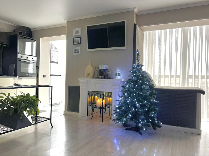 Квартира 3-комнатная Zoya Apart в центре у Нижнего озера