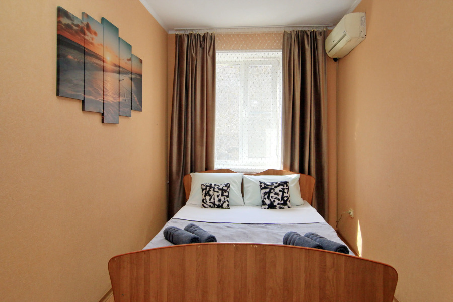 Квартира на Пушкинской набережной