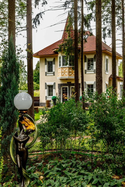 Частный Дом в Лесу