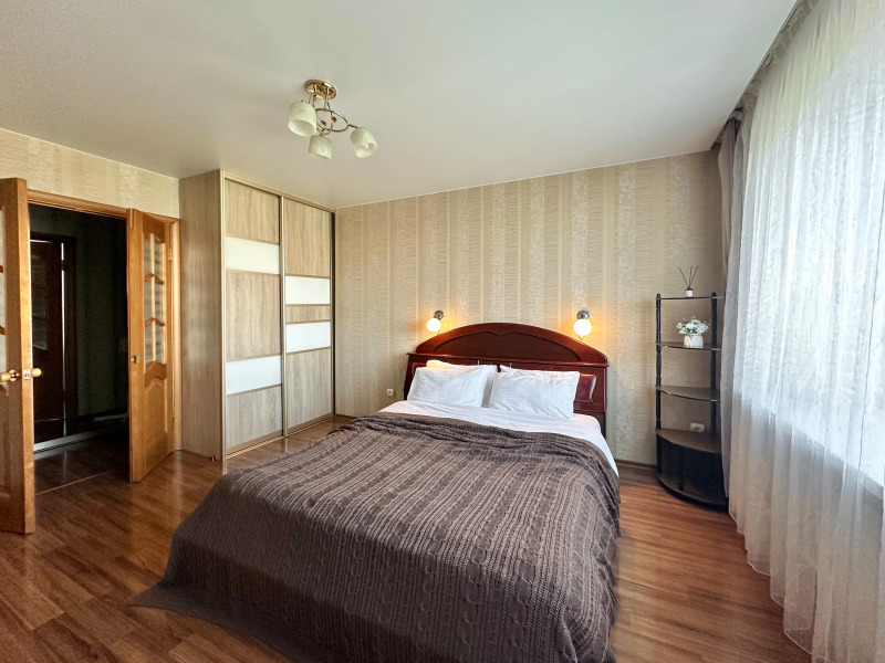 Апартаменты на 100летии 128а на 4х человек