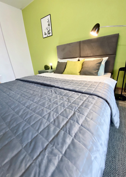 Апартаменты Четырехместные апартаменты возле вокзала