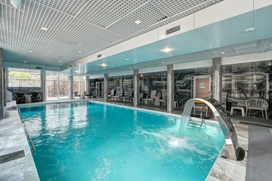 Апартаменты семейные у моря с бассейном