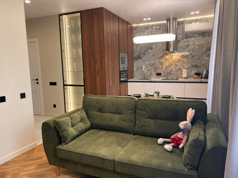 Квартира однокомнатная на Хасанова 13