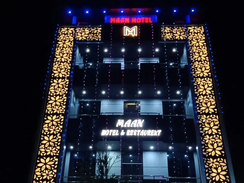 Отель Maan