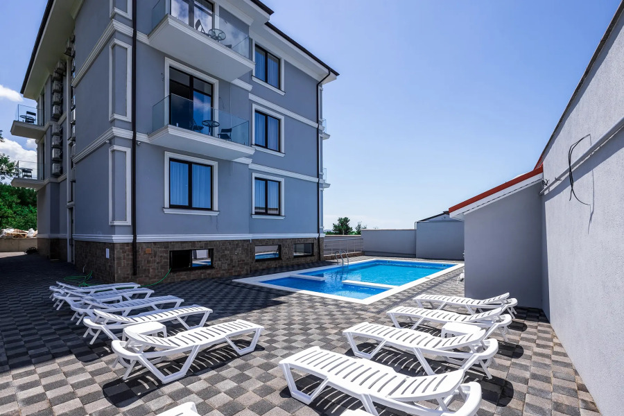 Отель Милан