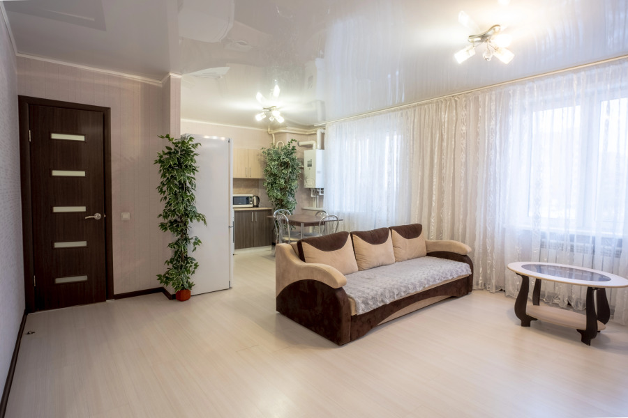 Апартаменты большие трехкомнатные на главном проспекте Тулы