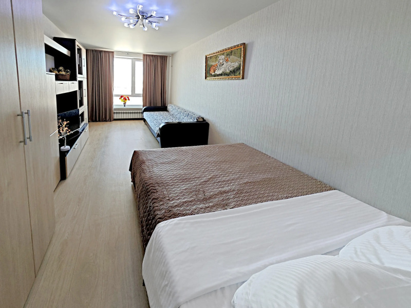 Квартира у ТЦ Мега