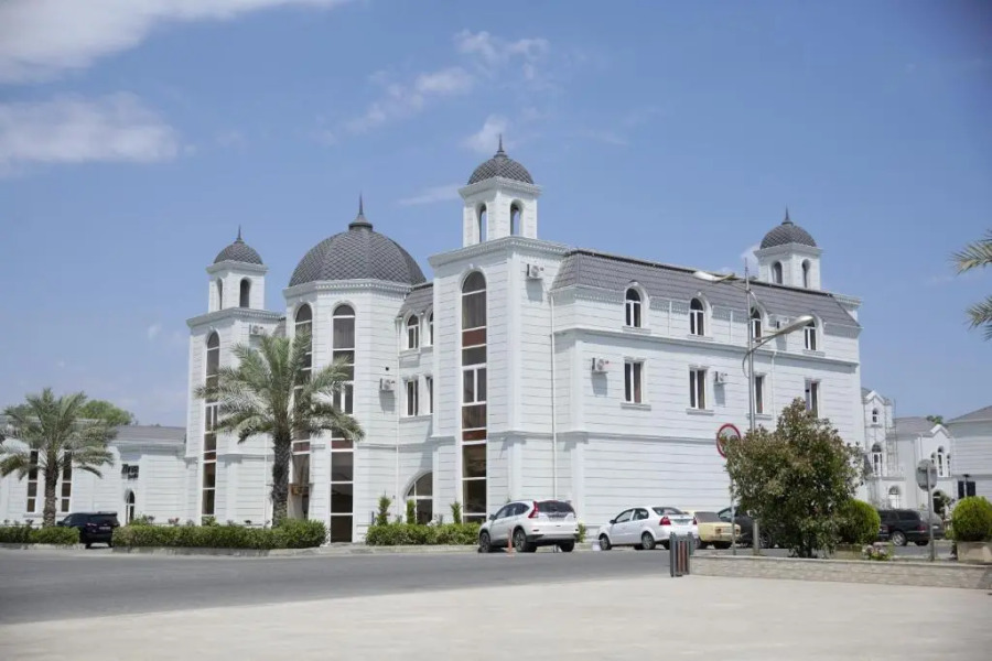 Курортный отель Maricel Astara Resort