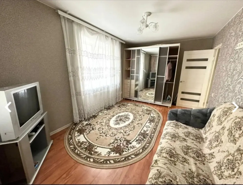 Квартира Двухкомнатная квартира в районе рынка