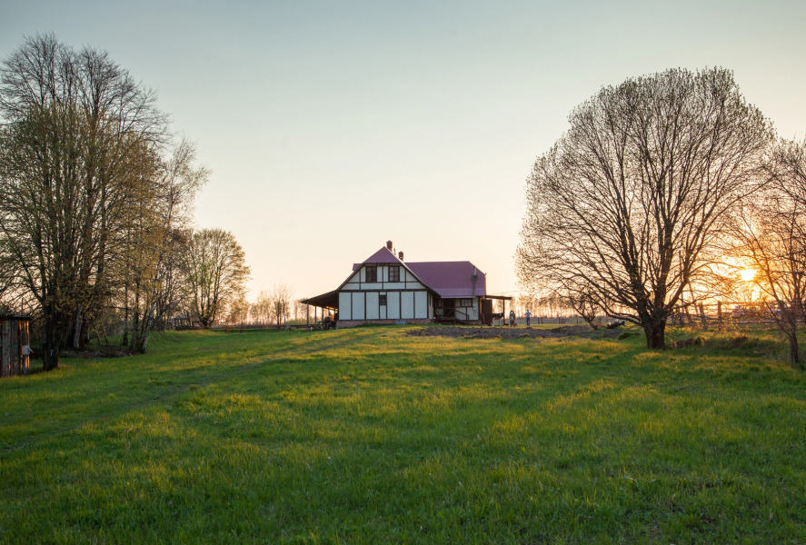 Ферма с гостевым домом в Сальково