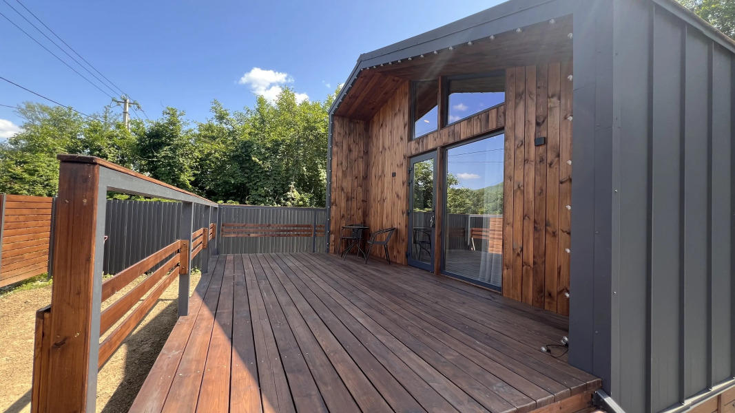 Частный дом Grey Stone у реки