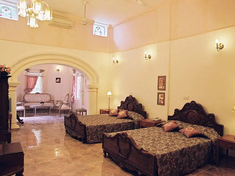 Вилла Manor House