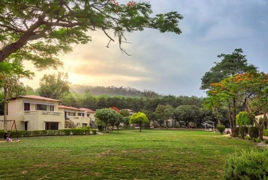 Отель Pagoda's Manu Maharani Resort