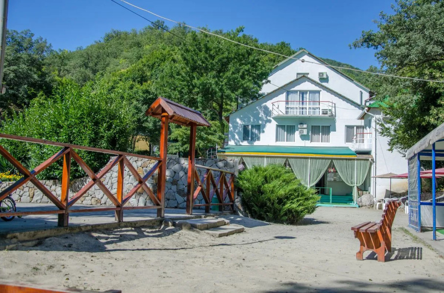 Пансионат Ай-Лия