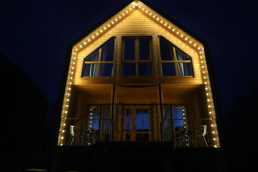 Частный дом Двухэтажный барнхаус с видом на горы