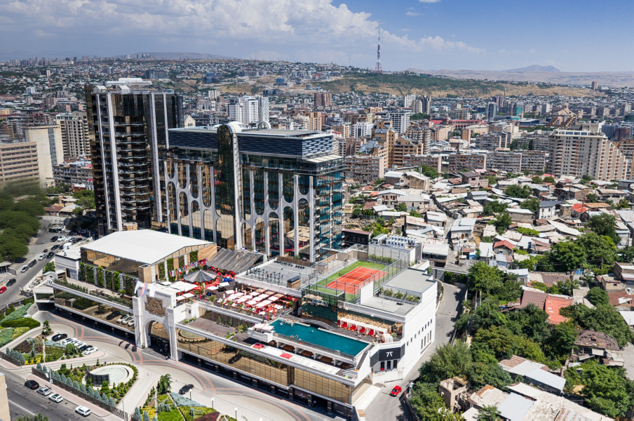 Seven Visions Resort and Places, the Dvin